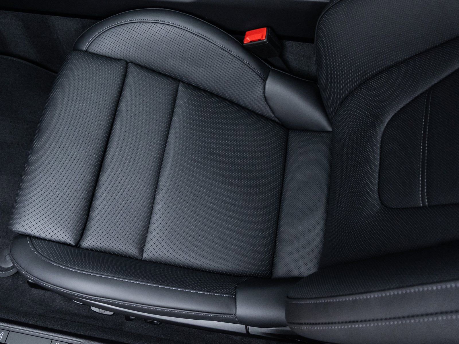 New 2026 Porsche 911 Carrera 4S image 25