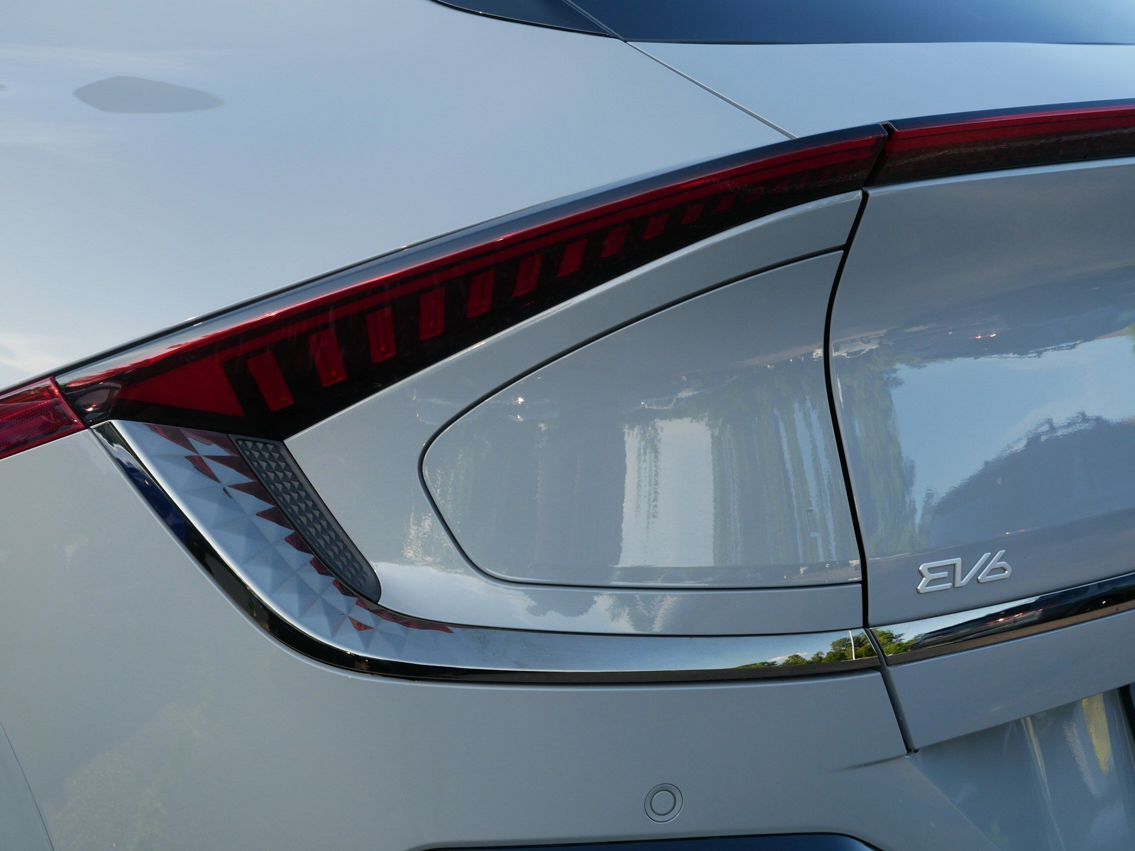 Certified 2025 Kia EV6 GT-Line AWD/4WD image 18