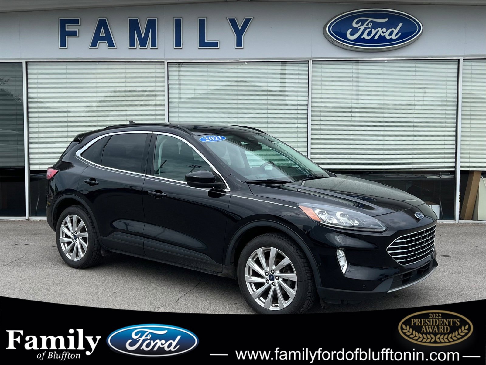 Used 2021 Ford Escape Titanium w/ Titanium Elite Package image 1