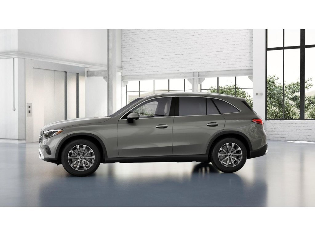 Used 2023 Mercedes-Benz GLC 300 4MATIC image 35