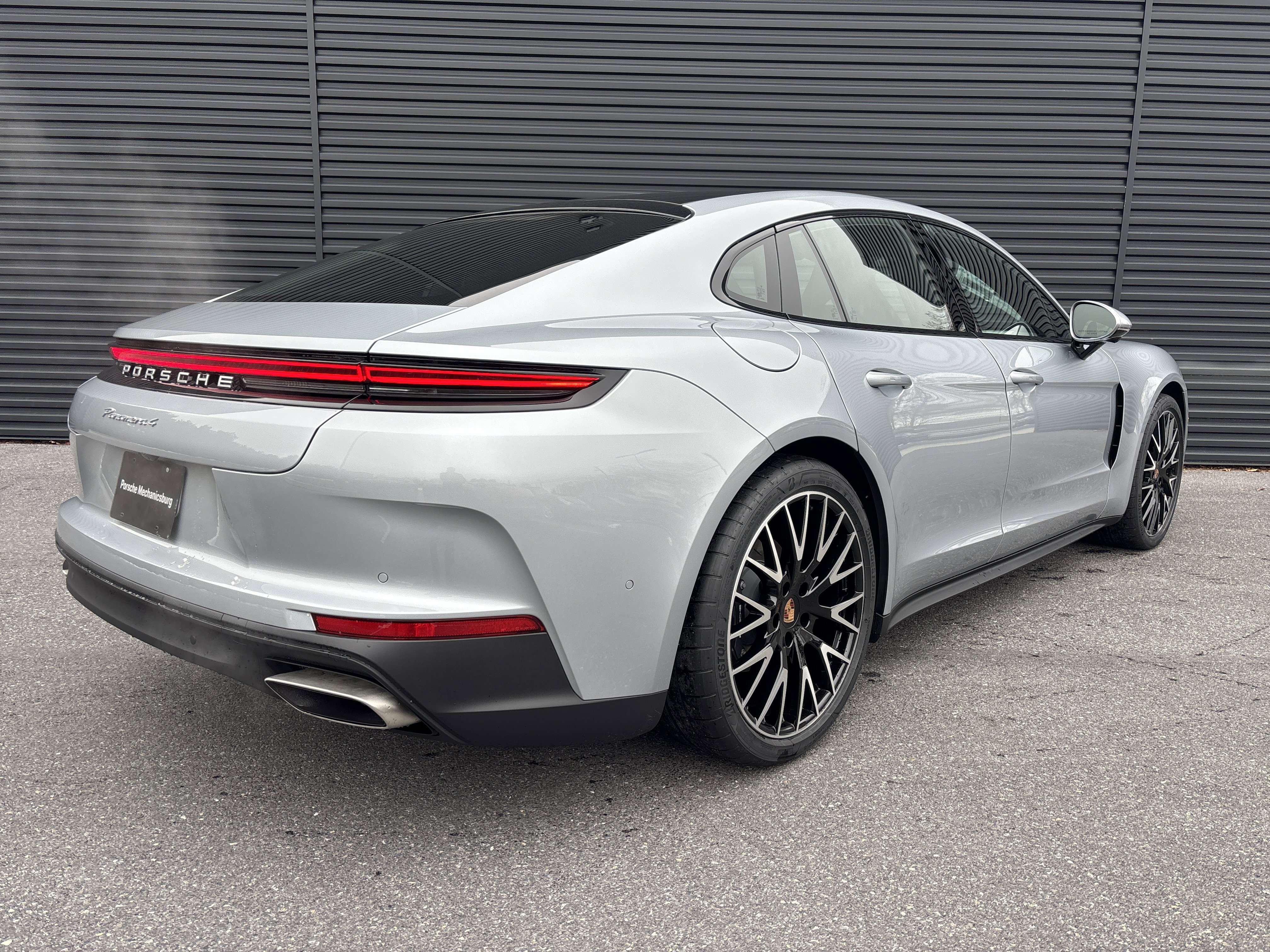 New 2026 Porsche Panamera image 5