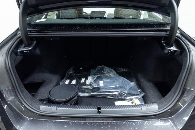 New 2026 BMW 530i xDrive image 13