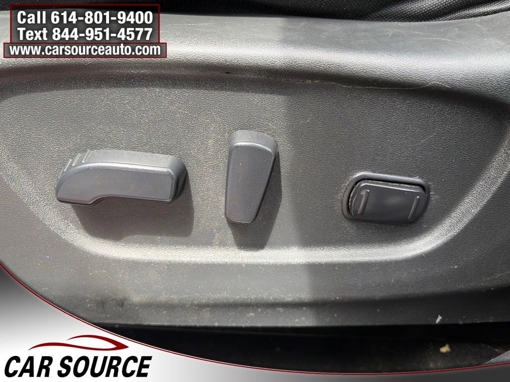 Used 2017 Nissan Rogue SV FWD image 14