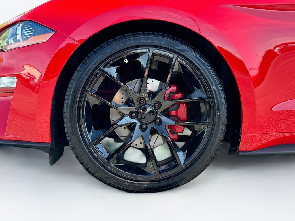 Used 2020 Ford Mustang Premium RWD image 31