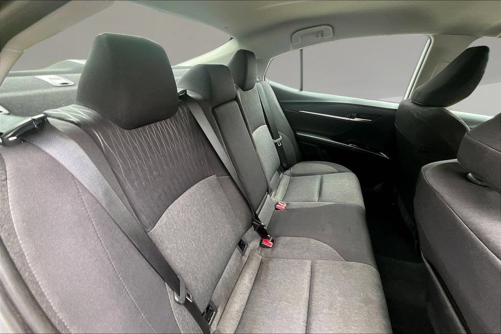 Used 2025 Toyota Camry LE FWD image 24