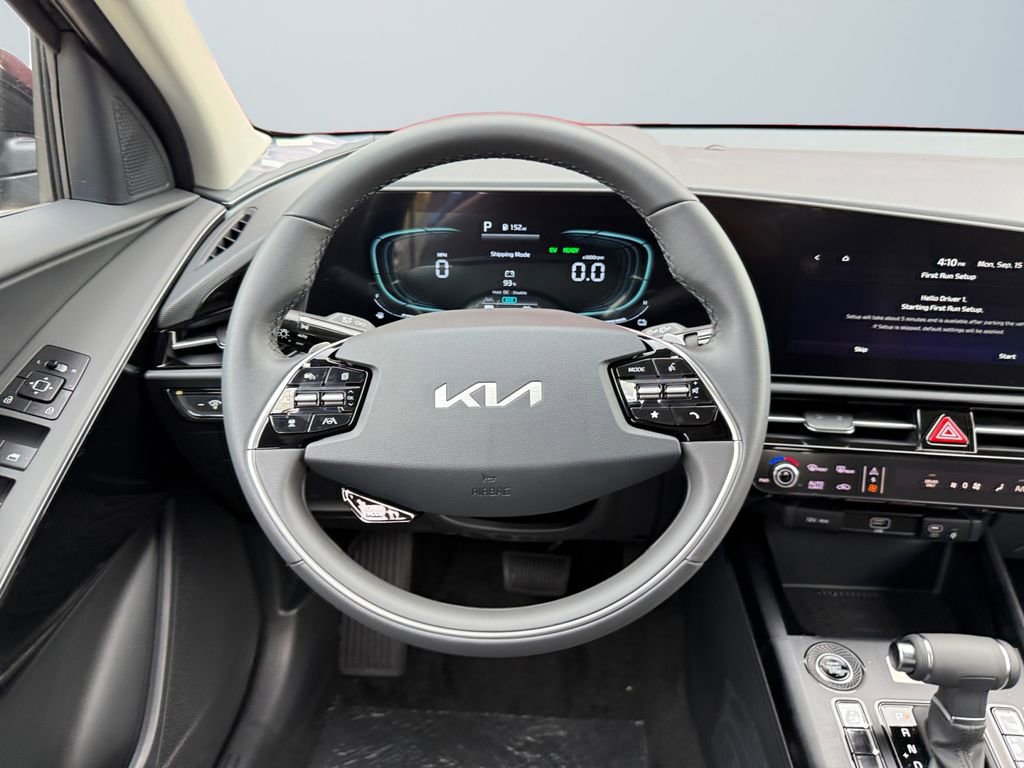 New 2025 Kia Niro EX image 12