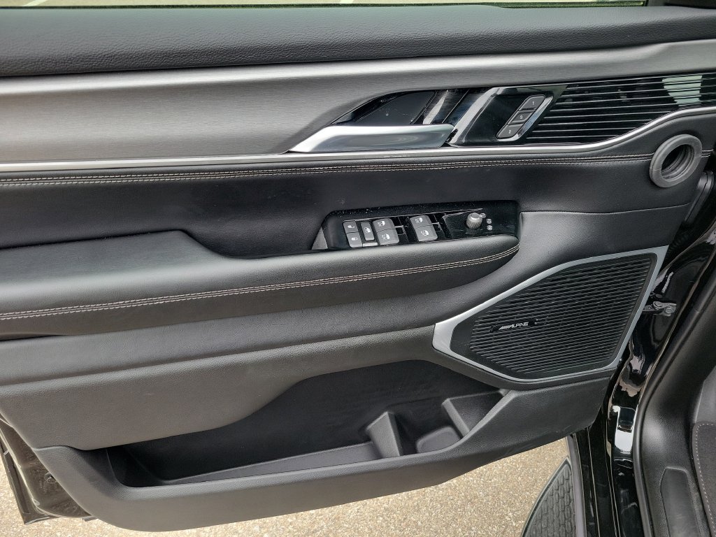 New 2026 Jeep Grand Wagoneer 4WD image 23