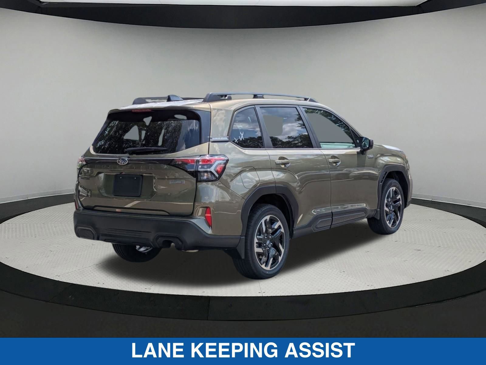 Certified 2025 Subaru Forester Premium image 4