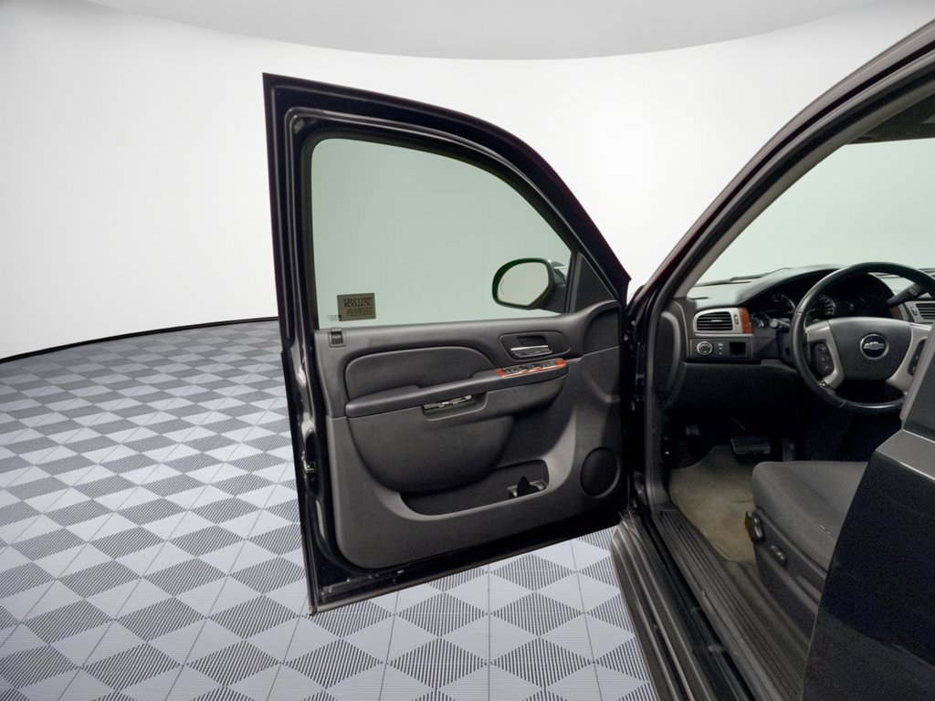 Used 2013 Chevrolet Tahoe LS w/ All-Star Edition RWD image 14