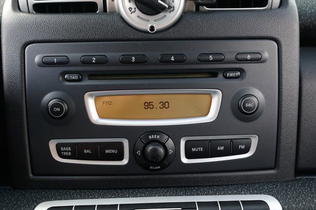 Used 2009 smart fortwo passion image 28