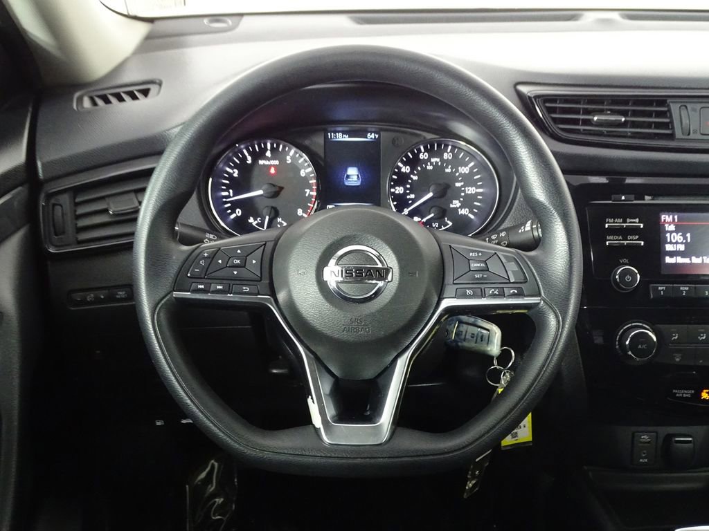 Used 2017 Nissan Rogue S image 22