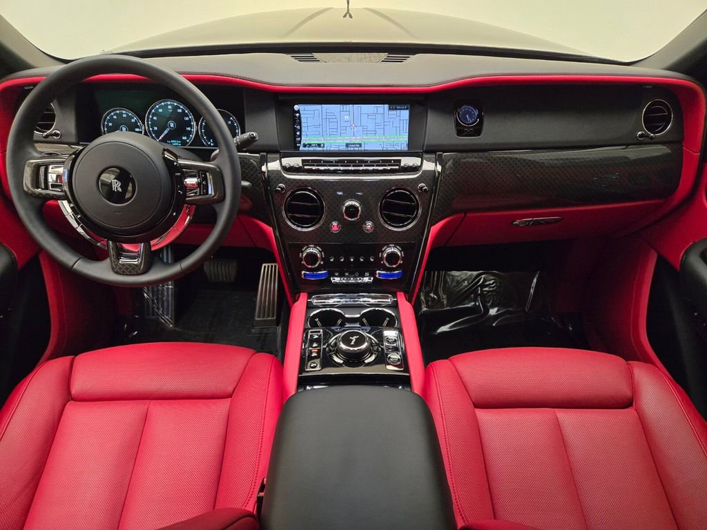 Certified 2022 Rolls-Royce Cullinan Black Badge w/ Dark Exterior Package image 4