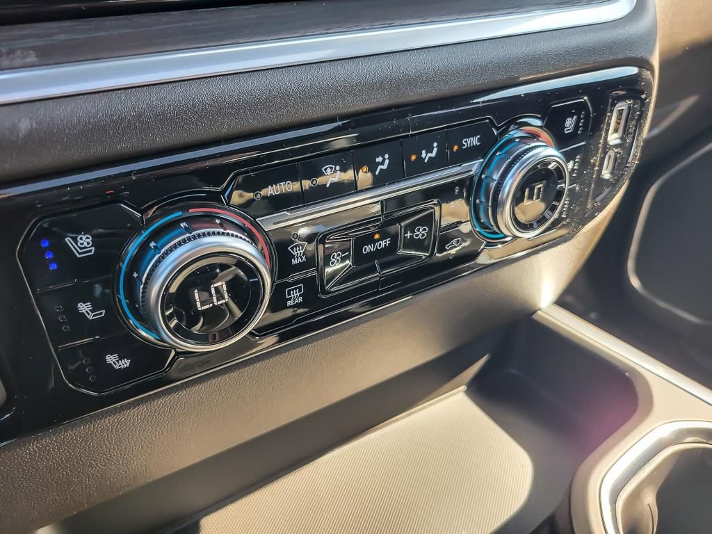 New 2026 GMC Sierra 1500 SLT w/ SLT Premium Package image 17