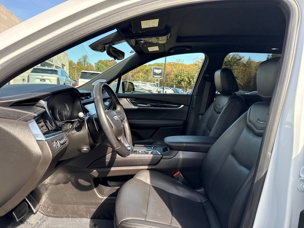 Certified 2022 Cadillac XT6 Premium Luxury w/ Technology Package image 14