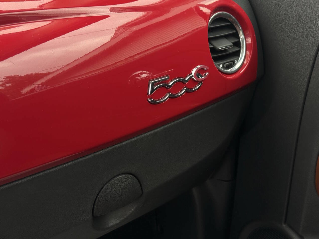 Used 2012 FIAT 500 Lounge w/ Luxury Leather Pkg FWD image 26