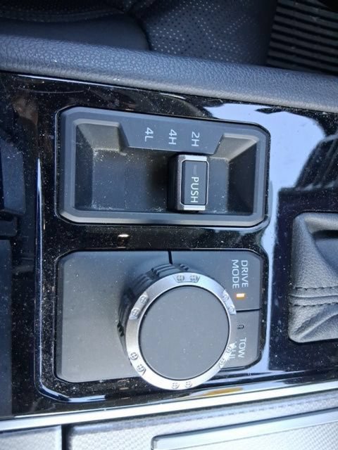 Used 2024 Toyota Sequoia Limited w/ Tow Technology Package AWD/4WD image 28