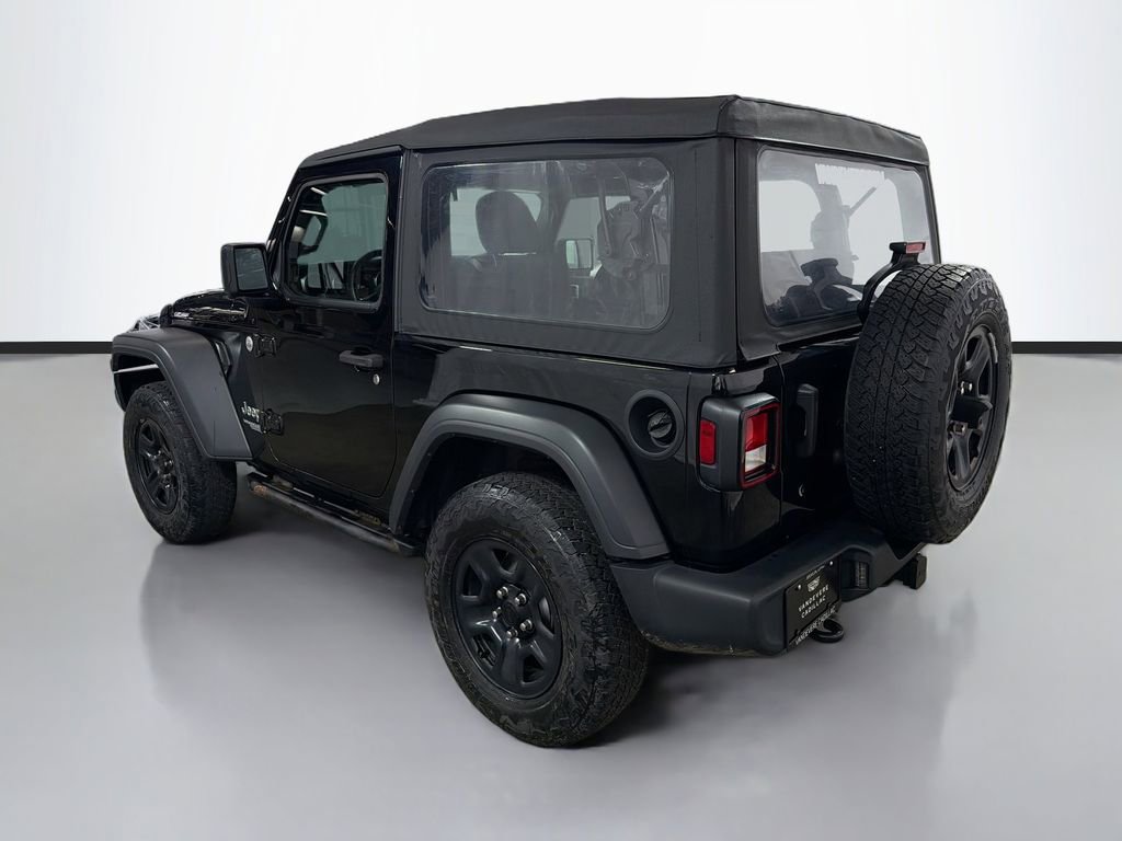 Used 2018 Jeep Wrangler Sport AWD/4WD image 7