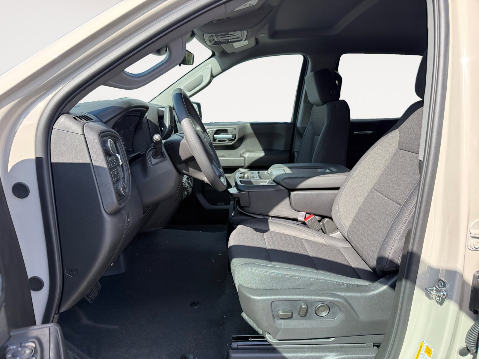 New 2026 Chevrolet Silverado 1500 Custom Trail Boss w/ Dark Appearance Package image 10