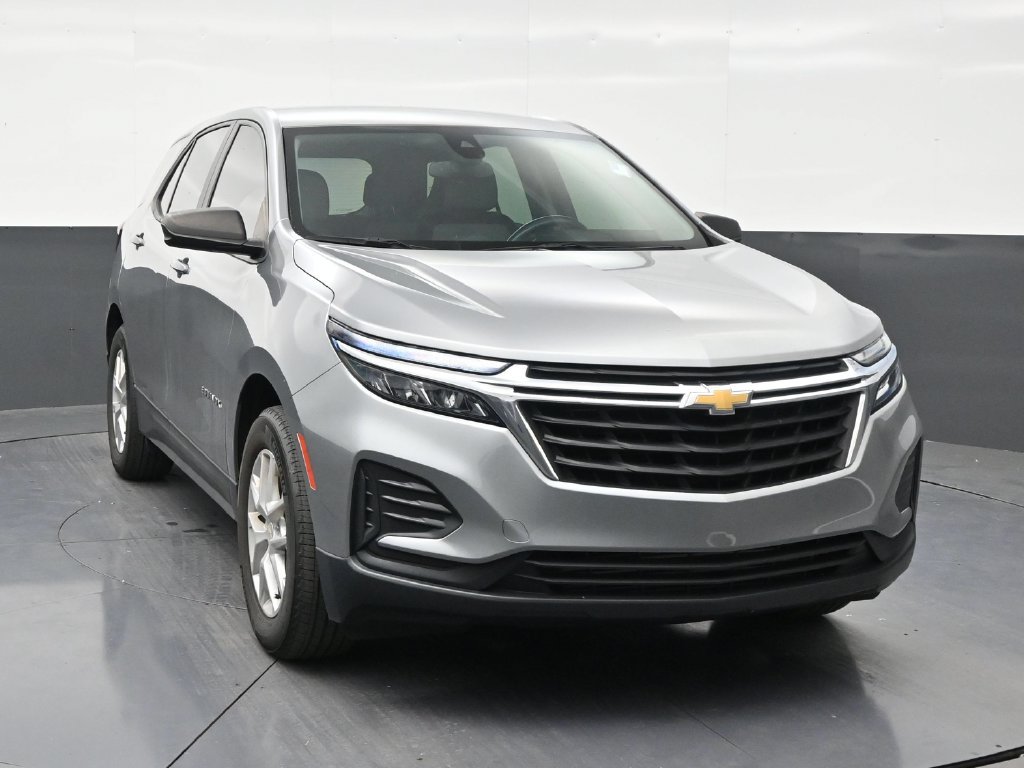 Used 2024 Chevrolet Equinox LS w/ Driver Confidence II Package FWD image 7