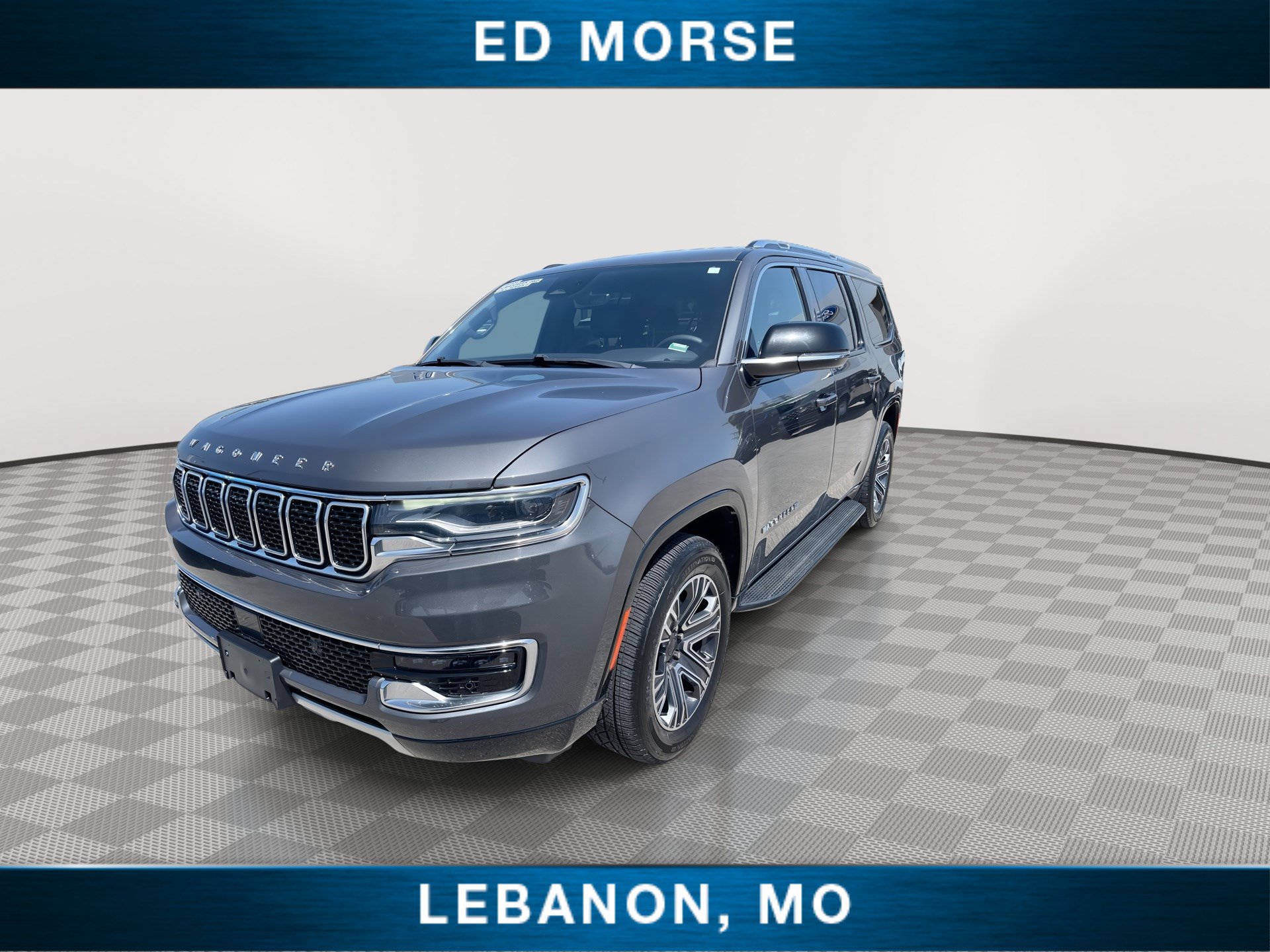 Used 2024 Jeep Wagoneer L Series II w/ Flexible Seating Group AWD/4WD image 4