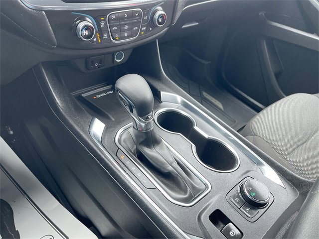 Certified 2023 Chevrolet Traverse LT w/ Rear Camera Mirror Package image 15