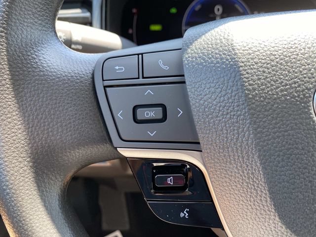 Used 2026 Toyota Camry LE FWD image 11
