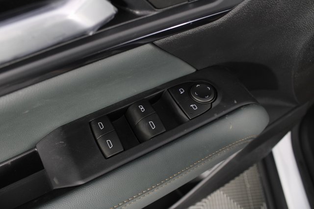 New 2026 GMC Terrain AT4 w/ Convenience Package III image 18