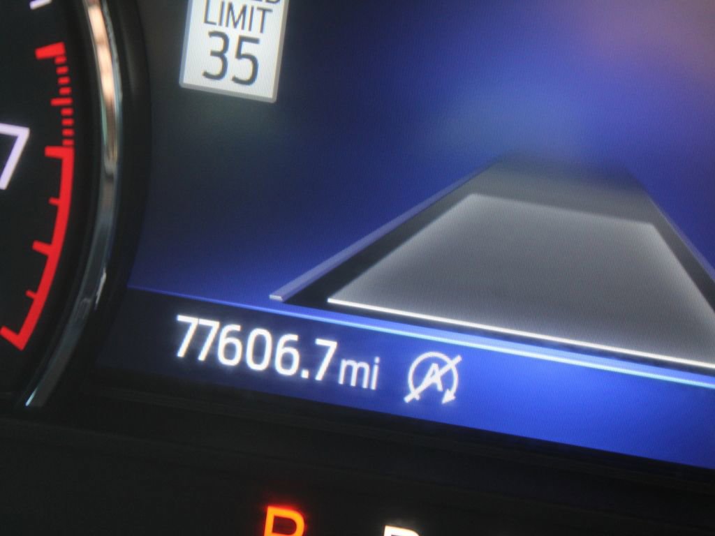 Used 2020 Ford Explorer Limited RWD image 25