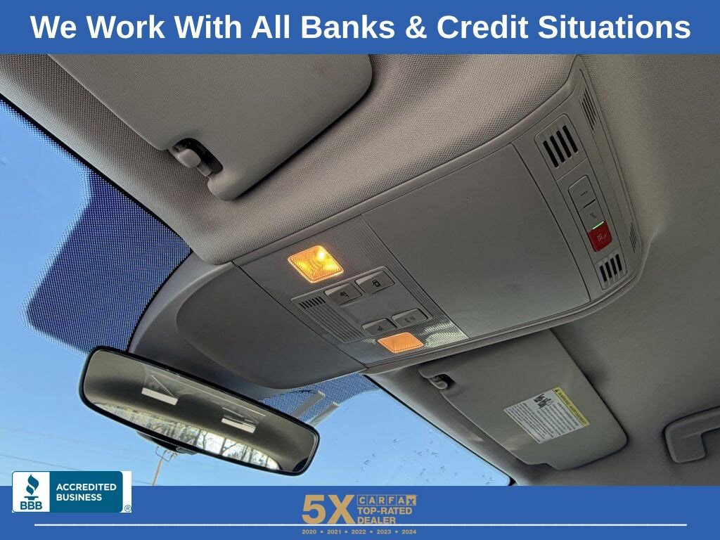 Used 2024 Volkswagen Taos S image 25