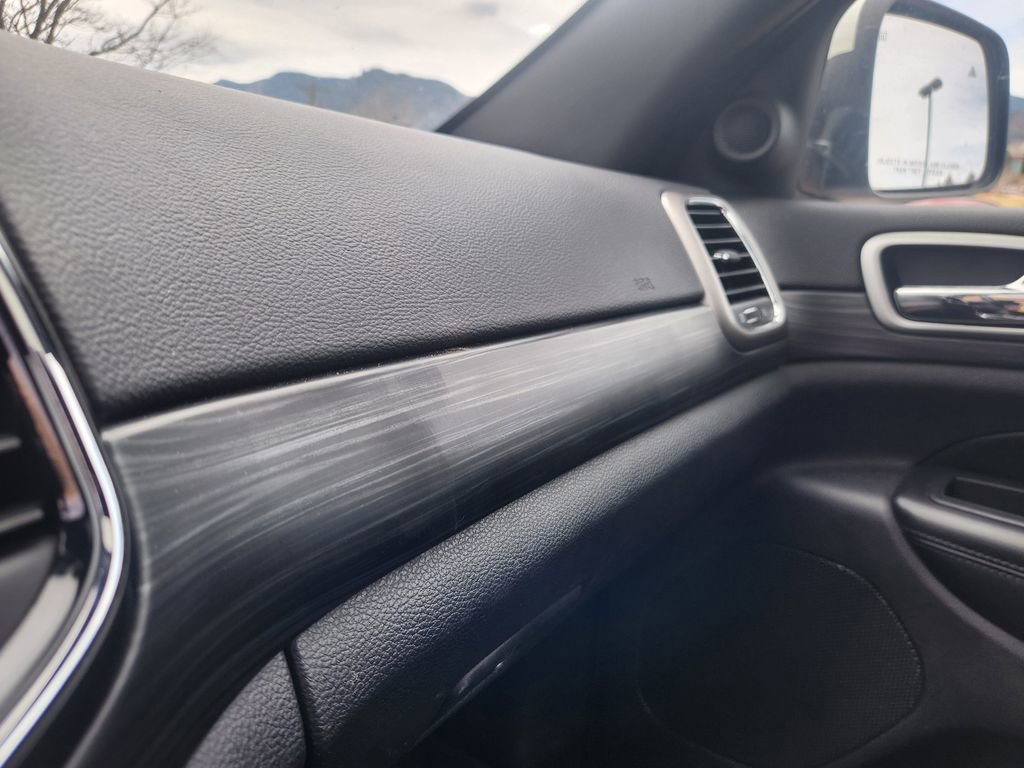 Used 2019 Jeep Grand Cherokee Altitude image 21