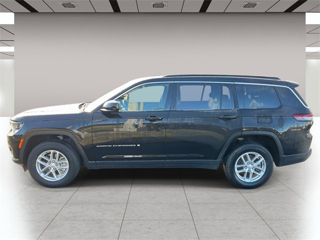 Used 2024 Jeep Grand Cherokee L Laredo w/ Luxury Tech Group I image 7