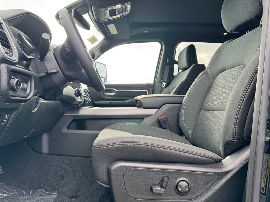 New 2026 RAM 1500 Big Horn AWD/4WD image 15