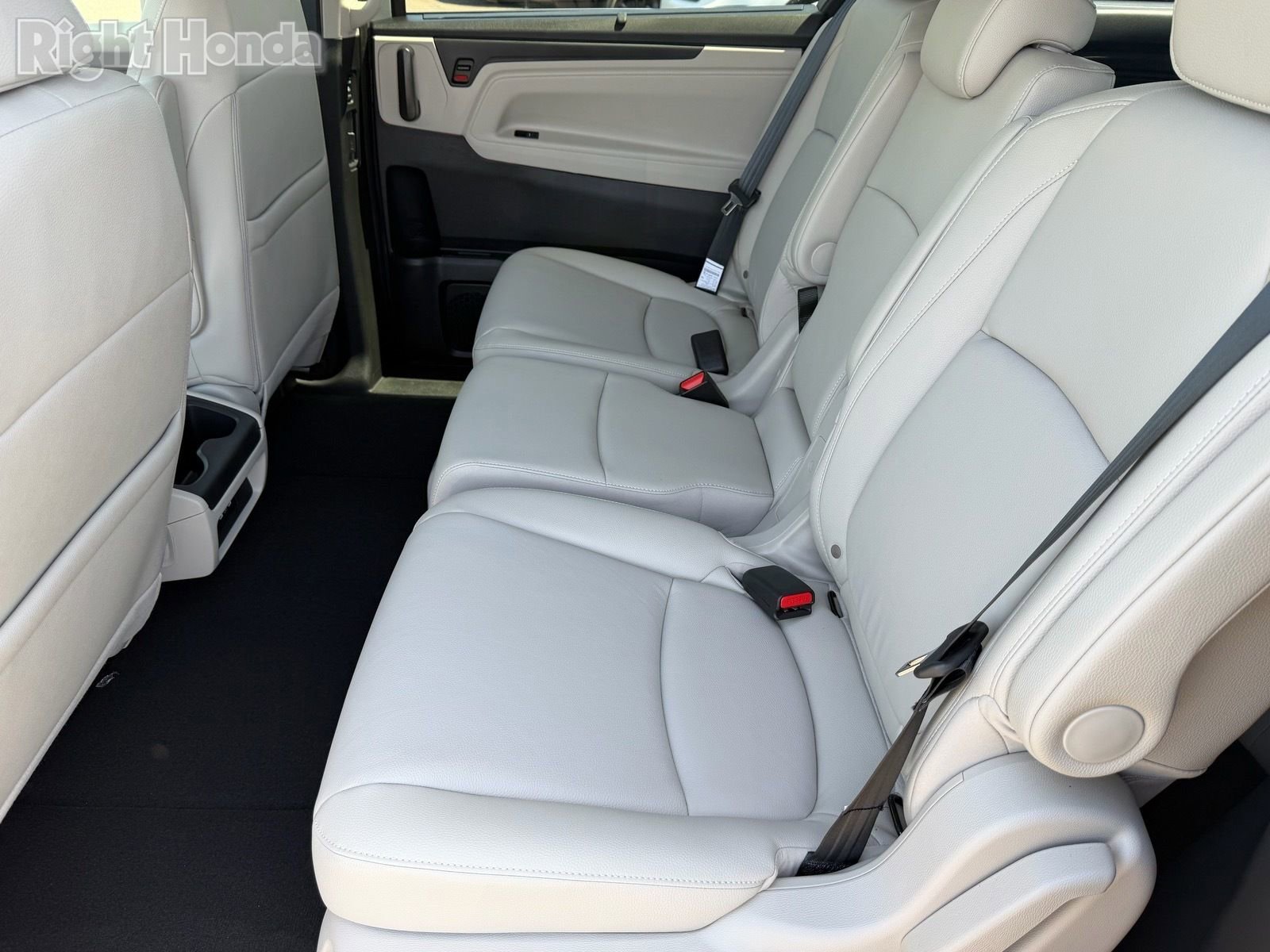 Used 2026 Honda Odyssey EX-L image 19