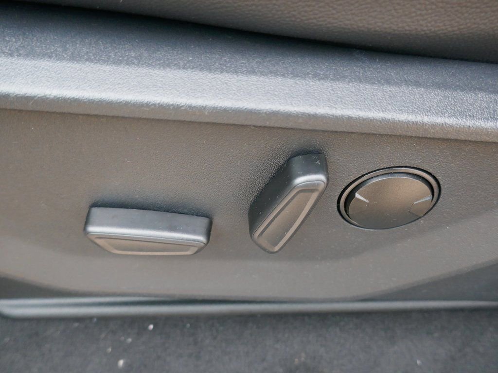 New 2026 Ford F250 Lariat image 17