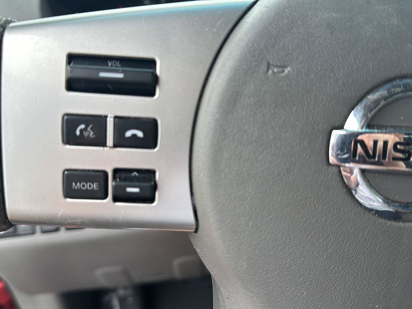 Used 2014 Nissan Frontier SV AWD/4WD image 18