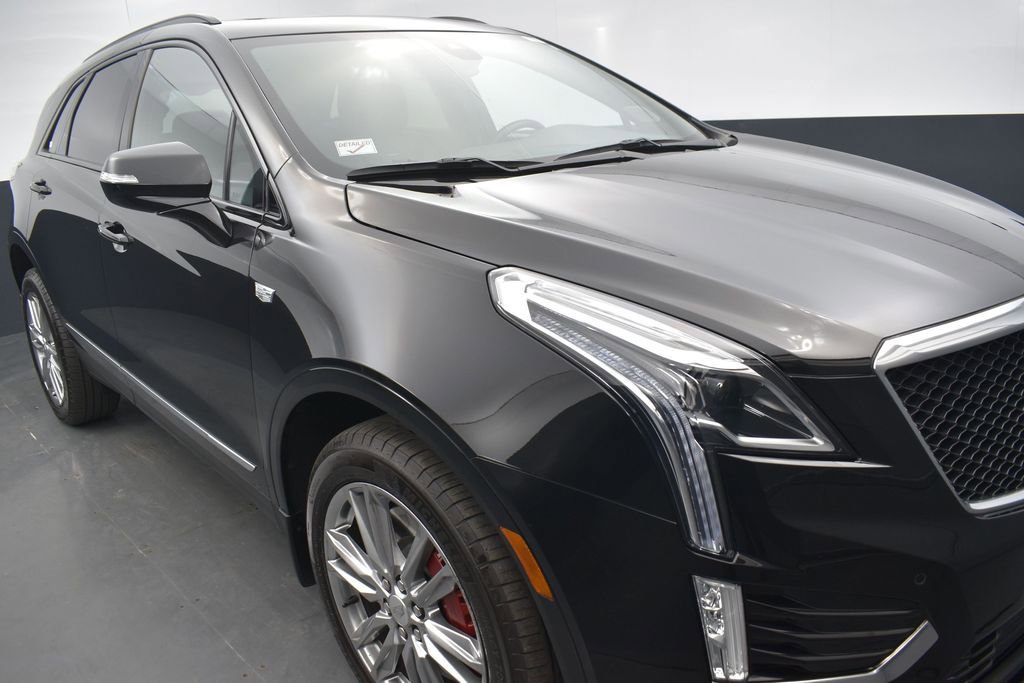Used 2023 Cadillac XT5 Sportv w/ LPO, Floor Liner Package AWD/4WD image 35
