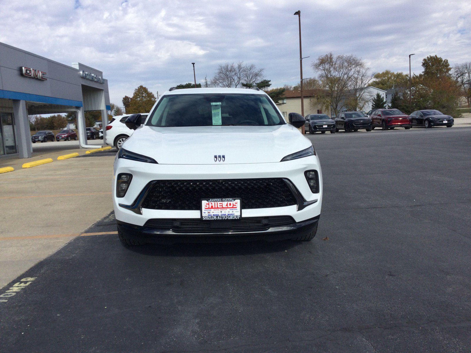 Used 2024 Buick Envision Sport Touring image 4