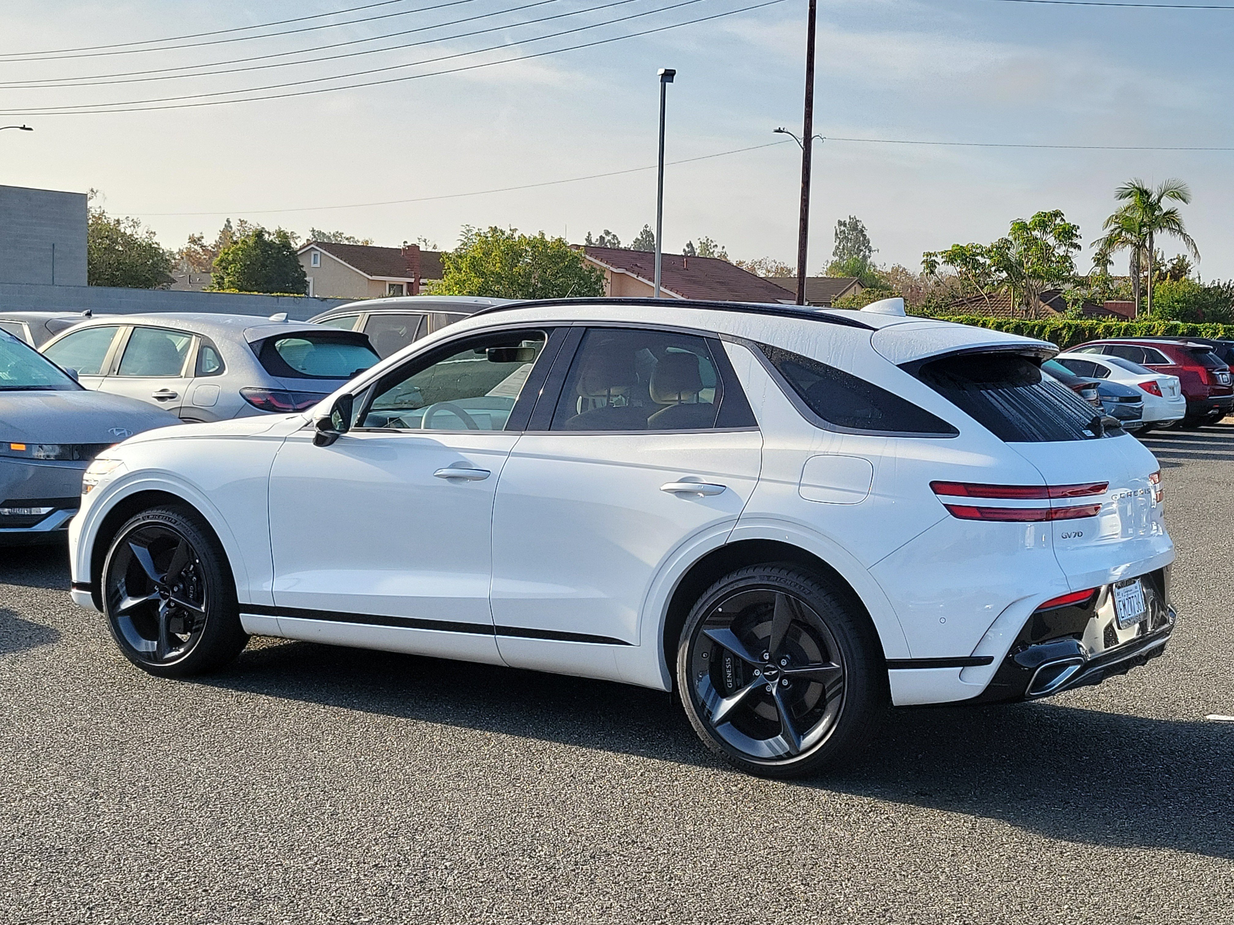 Certified 2026 Genesis GV70 3.5T Sport Prestige AWD/4WD image 29