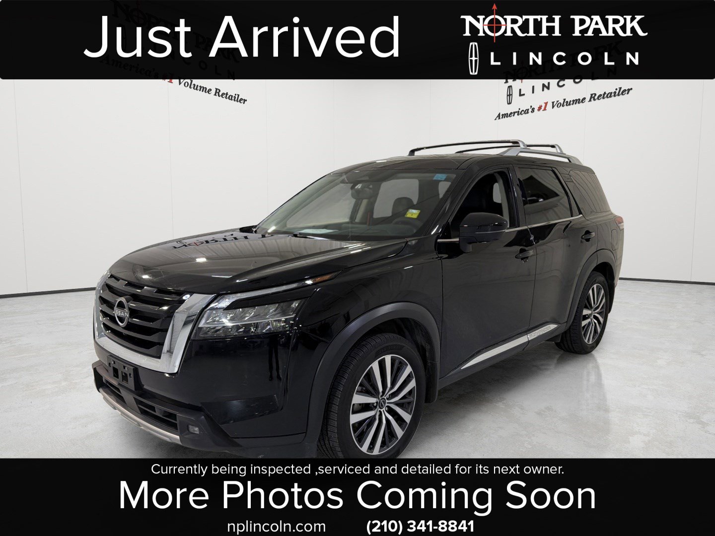 Used 2022 Nissan Pathfinder Platinum w/ Cargo Package