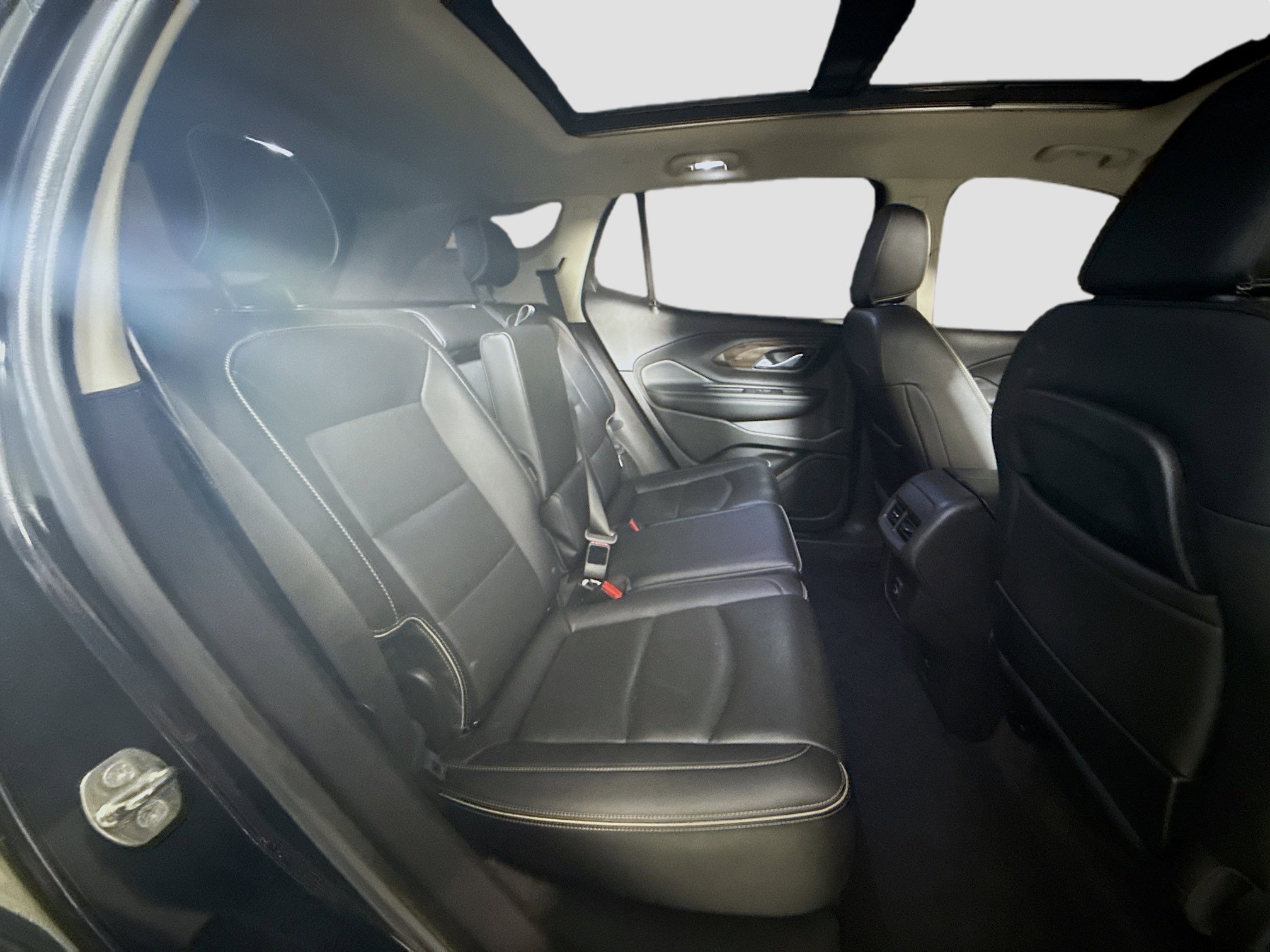 Used 2019 GMC Terrain Denali w/ Advanced Safety Package image 27