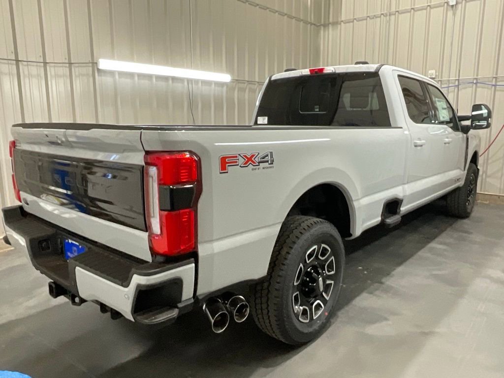 New 2026 Ford F250 Platinum w/ FX4 Off-Road Package image 23