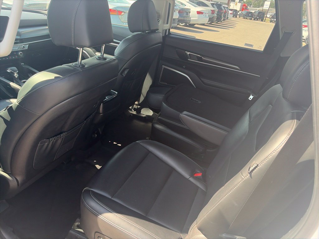 Used 2025 Kia Telluride S AWD/4WD image 11