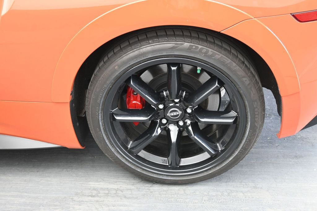 Used 2024 Nissan Z Performance w/ Heritage Edition RWD image 17
