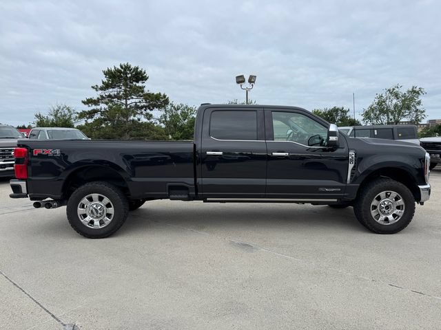 Used 2024 Ford F350 Lariat w/ Chrome Package AWD/4WD image 2