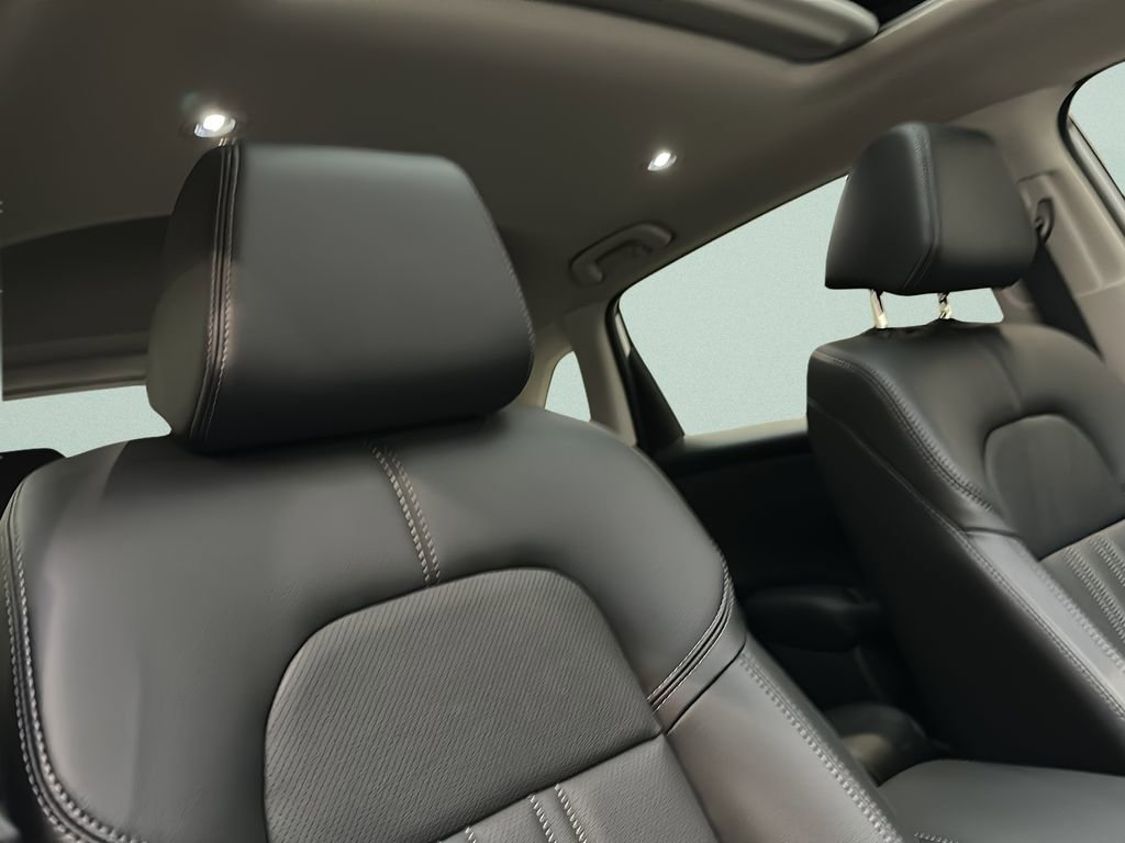 Certified 2025 Honda HR-V EX-L image 20