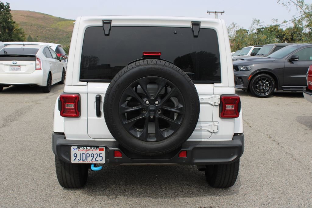 Used 2024 Jeep Wrangler Unlimited Sahara w/ Safety Group image 5