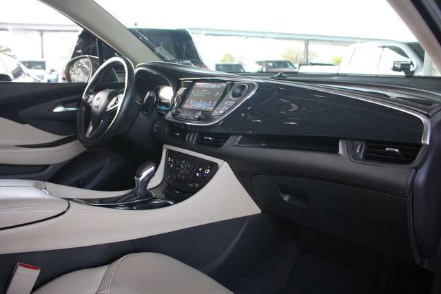 Used 2018 Buick Envision Premium w/ Driver Confidence Package image 24