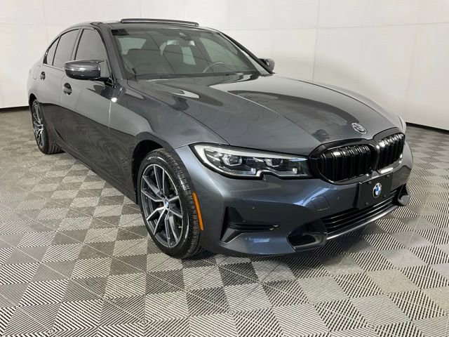 Used 2022 BMW 330i xDrive Sedan w/ Premium Package image 3