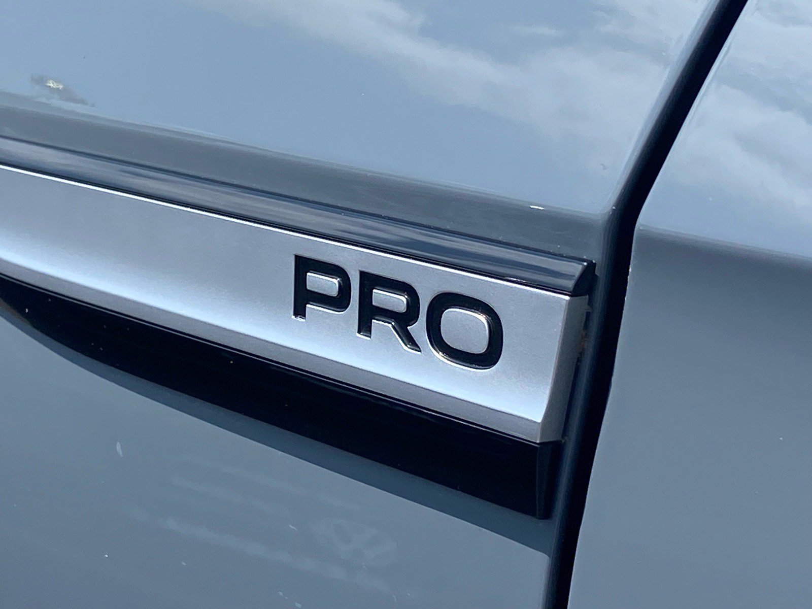 Certified 2023 Volkswagen ID.4 Pro RWD image 4