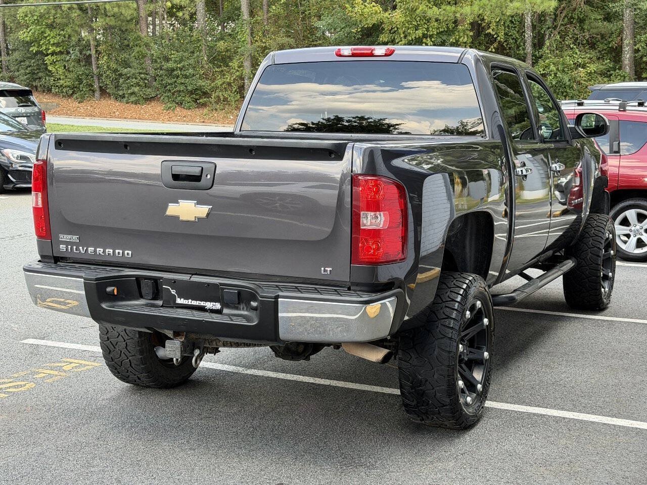 Used 2010 Chevrolet Silverado 1500 LT w/ Power Pack Plus AWD/4WD image 6